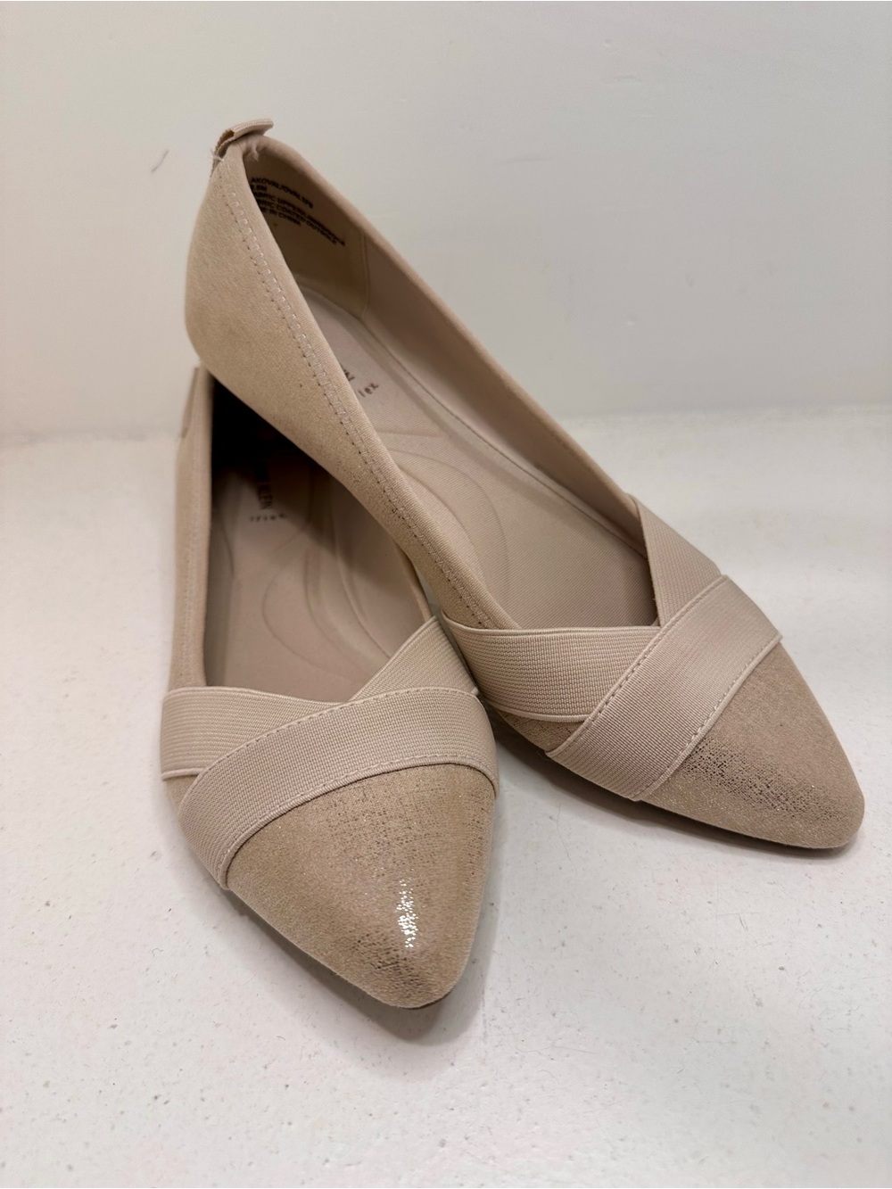 Women's Nude Pointed-Toe Flats with Elastic Cross Strap